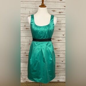 BCBG Max Azria emerald sleeveless sheath cocktail mini dress